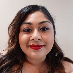 Meet your Posher, Christina